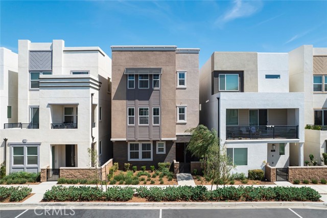 Front Image Thumbnail for CROC26037071