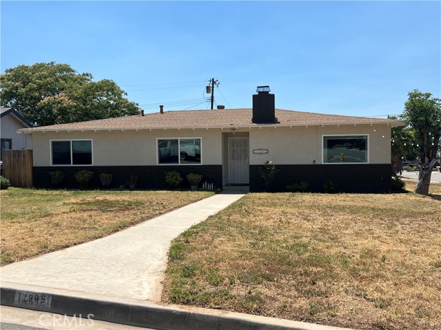 12995 Leith Way, Yucaipa CA: https://media.crmls.org/medias/e1a1d106-0ea0-44ab-9961-ca337e9cd511.jpg