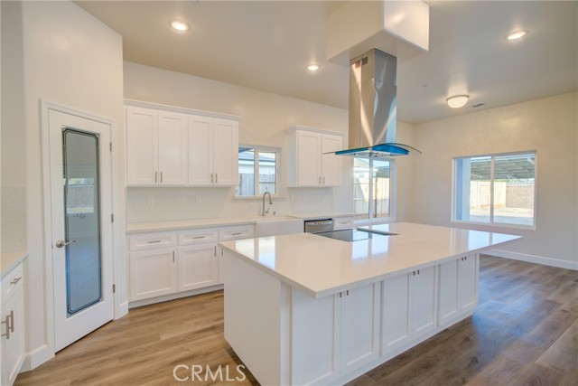 210 Kelly Court, Atwater CA: https://media.crmls.org/medias/e1a290a4-5c9a-41fe-9c99-79fdd2d8f2d6.jpg