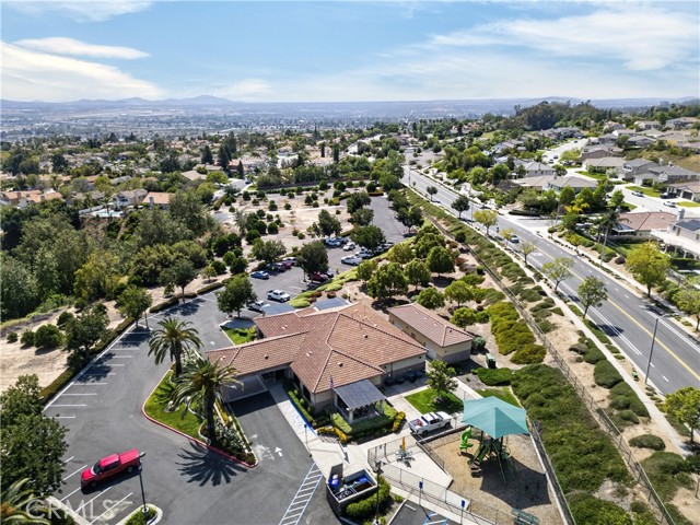 29115 Whitegate, Highland CA: https://media.crmls.org/medias/e1a3e43a-3d99-4388-827e-e6a686c72405.jpg
