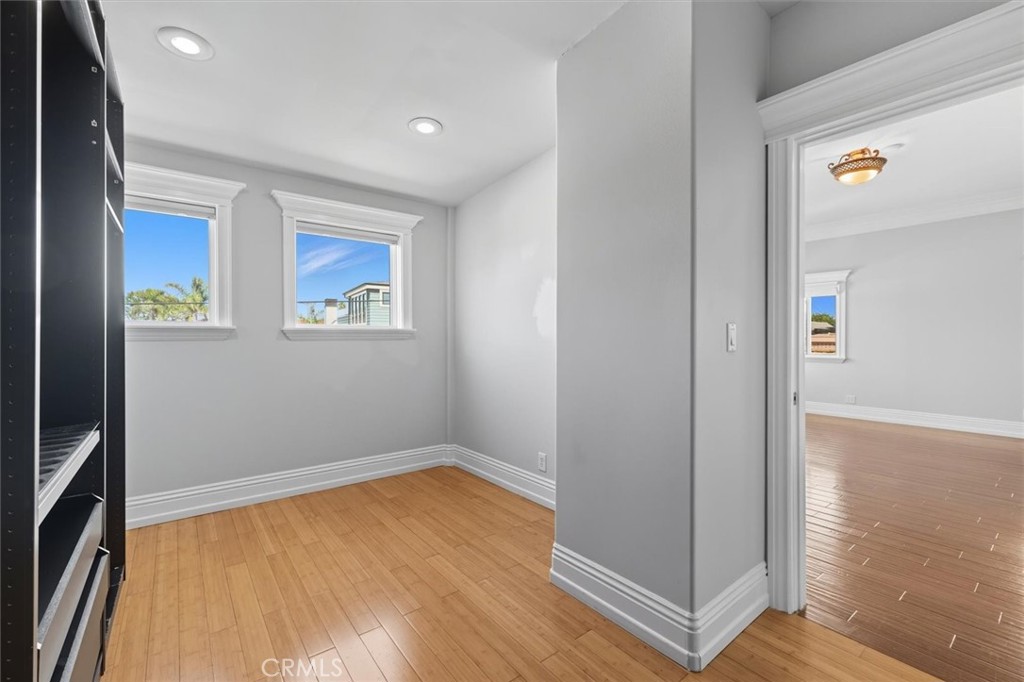 MLS #NP25229140 image #28