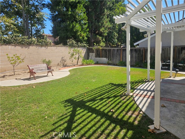 Detail Gallery Image 6 of 15 For 12 Crockett, Irvine,  CA 92620 - 5 Beds | 4/1 Baths