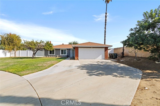 3405 Pickwick, Riverside CA: https://media.crmls.org/medias/e1a62394-6309-4630-a050-7b806b8e79a3.jpg