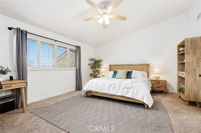 14 Black Oak, Irvine CA: https://media.crmls.org/medias/e1a6d04d-e80e-4533-87e4-ef5be7d591ad.jpg