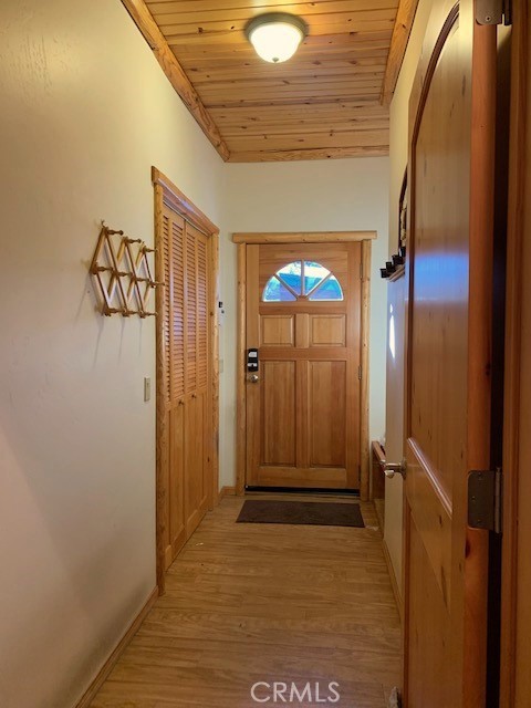 Detail Gallery Image 11 of 73 For 826 Boulder Rd, Big Bear Lake,  CA 92315 - 2 Beds | 2/1 Baths