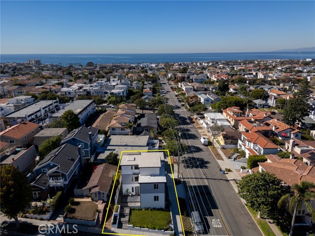 Detail Gallery Image 2 of 58 For 201 S Juanita Ave, Redondo Beach,  CA 90277 - 3 Beds | 4 Baths