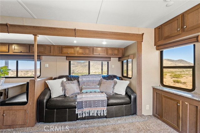 Detail Gallery Image 17 of 35 For 1111 Saratoga, Pioneertown,  CA 92268 - 1 Beds | 1 Baths