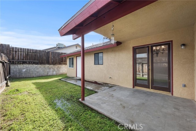 Detail Gallery Image 39 of 43 For 813 Orangewood, Bakersfield,  CA 93306 - 3 Beds | 2 Baths