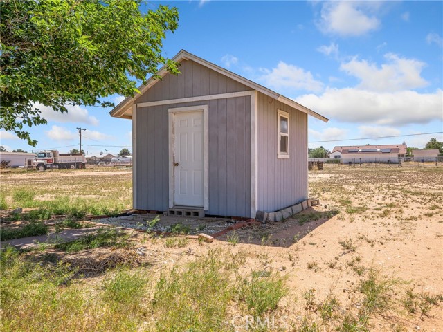 Detail Gallery Image 32 of 41 For 15464 Erie Rd, Apple Valley,  CA 92307 - 3 Beds | 2 Baths
