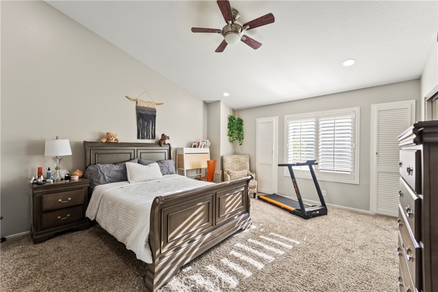 Detail Gallery Image 11 of 24 For 22617 Copper Hill Dr #121,  Saugus,  CA 91350 - 3 Beds | 3 Baths