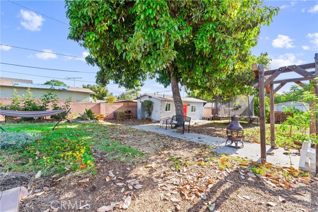 6023 Acacia Avenue, Whittier CA: https://media.crmls.org/medias/e1abcaa8-dadd-48c5-ae66-978dd8161b9c.jpg