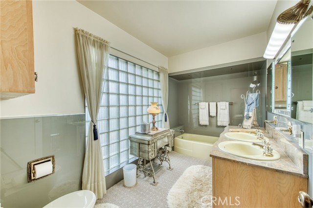 Detail Gallery Image 42 of 75 For 13155 W Shaw, Kerman,  CA 93630 - 5 Beds | 2 Baths