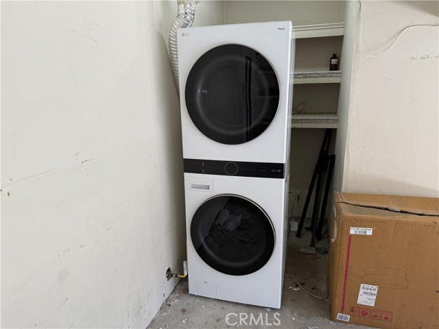 Detail Gallery Image 13 of 30 For 4345 Camello Rd, Woodland Hills,  CA 91364 - 3 Beds | 2/1 Baths