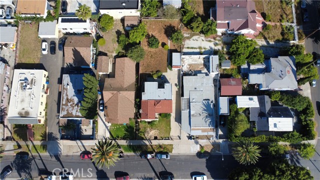 701 N Rampart Boulevard, Los Angeles CA: https://media.crmls.org/medias/e1b07380-580c-4c7d-9863-65b9023de937.jpg