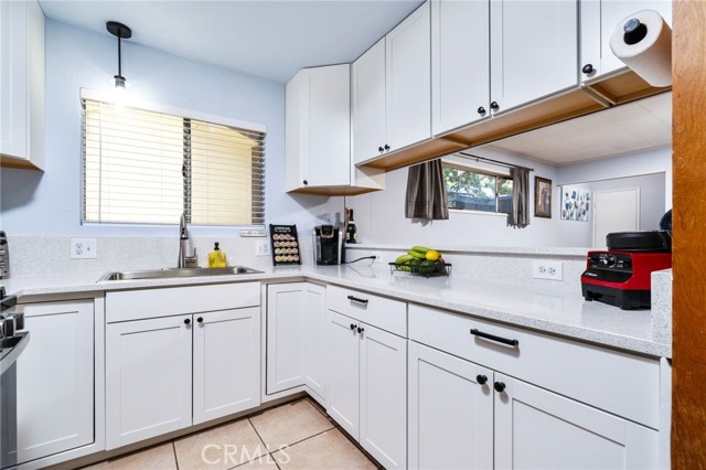 Detail Gallery Image 14 of 46 For 693 Ca 138, Crestline,  CA 92325 - 3 Beds | 2 Baths