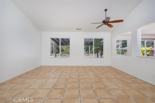 Image 9 of 61 For 24563 Calle Perla