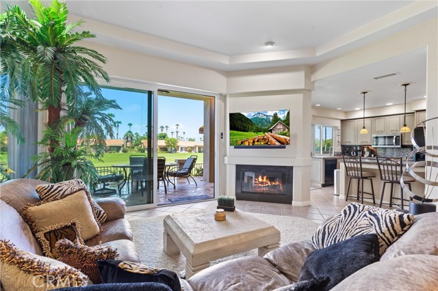 Detail Gallery Image 15 of 55 For 38750 Wisteria Dr, Palm Desert,  CA 92211 - 3 Beds | 3 Baths