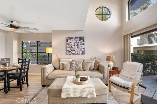 Front Image Thumbnail for CRSR26012077