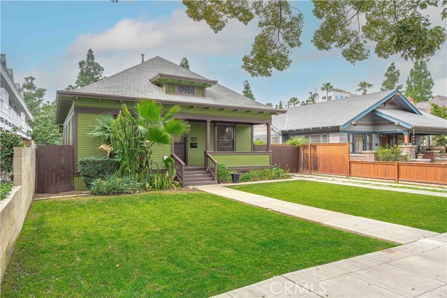 Detail Gallery Image 33 of 33 For 123 S Olive St, Anaheim,  CA 92805 - 4 Beds | 3 Baths