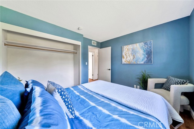 15372 Shasta Lane, Huntington Beach CA: https://media.crmls.org/medias/e1b36c1c-333a-47fc-9be1-4b4352143591.jpg