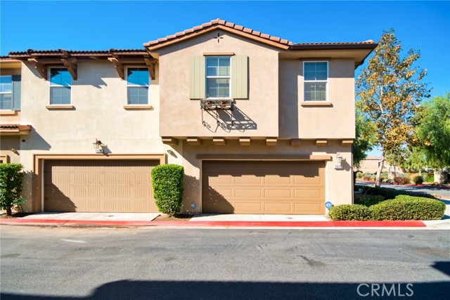 Detail Gallery Image 4 of 32 For 2970 E via Fiano, Ontario,  CA 91764 - 3 Beds | 2/1 Baths