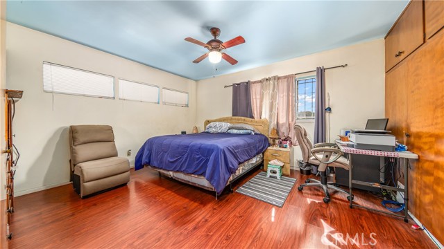 Detail Gallery Image 9 of 22 For 3937 W 106th St, Inglewood,  CA 90303 - 4 Beds | 2 Baths