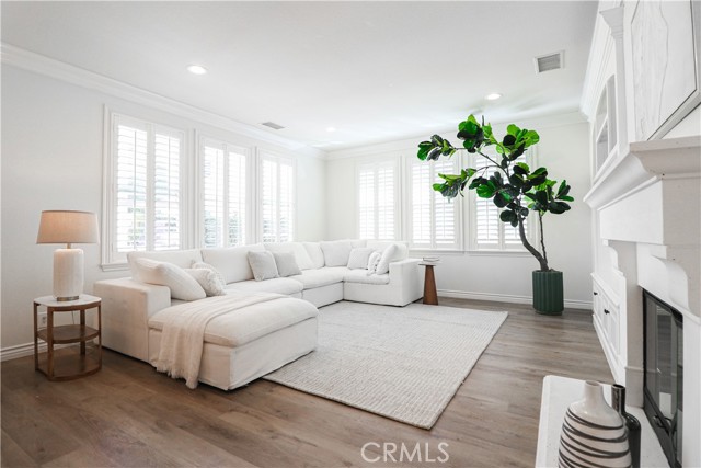 Detail Gallery Image 16 of 39 For 15205 Columbus, Tustin,  CA 92782 - 5 Beds | 4/1 Baths