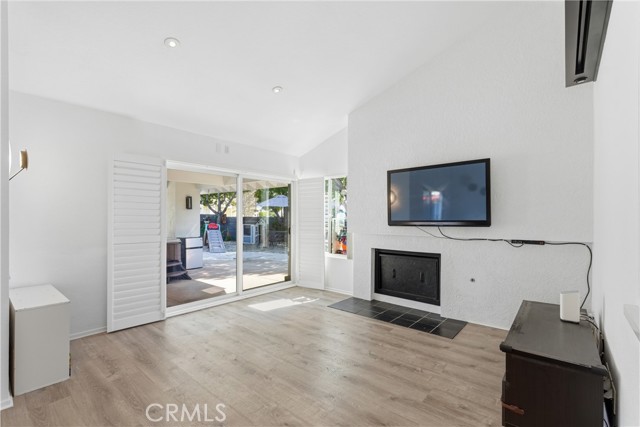 Image 12 of 33 For 14 Dry Creek