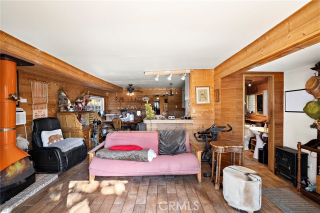 Detail Gallery Image 11 of 48 For 268 & 270 Walnut St, Costa Mesa,  CA 92627 - 3 Beds | 2/1 Baths