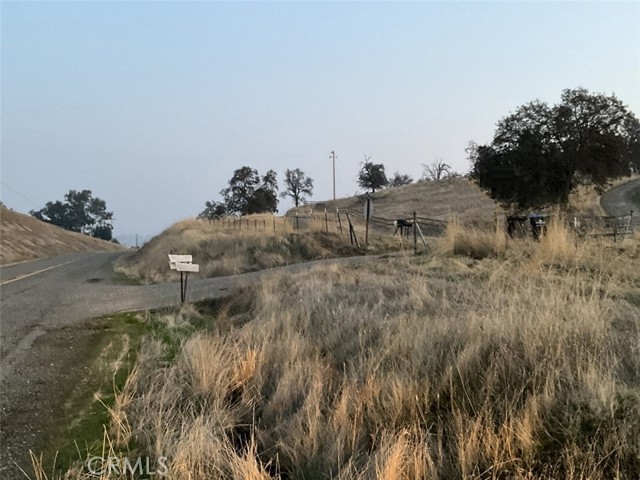 Detail Gallery Image 4 of 5 For 25110 Patricia Ln, Raymond,  CA 93653 - 3 Beds | 2 Baths