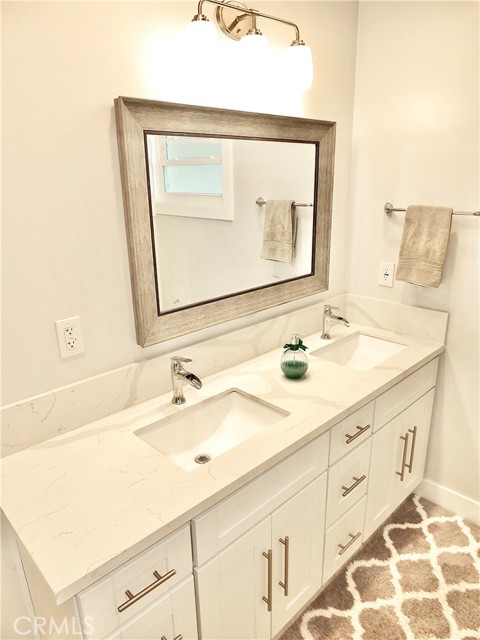 Detail Gallery Image 16 of 42 For 3500 Rose Ave, Long Beach,  CA 90807 - 4 Beds | 2/1 Baths