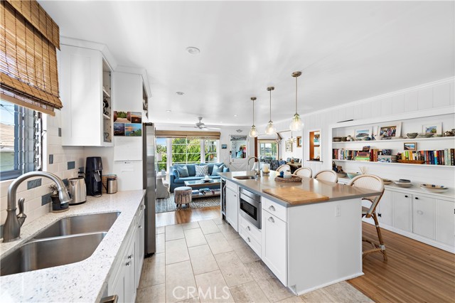 Detail Gallery Image 15 of 39 For 1016 Catalina, Laguna Beach,  CA 92651 - 3 Beds | 2 Baths