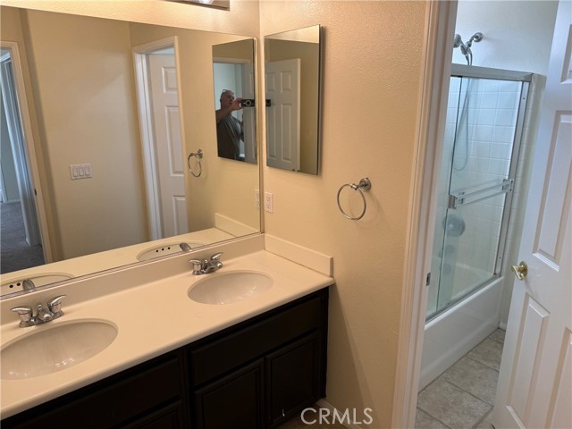 Image 21 of 31 For 29075 Silver Star Drive