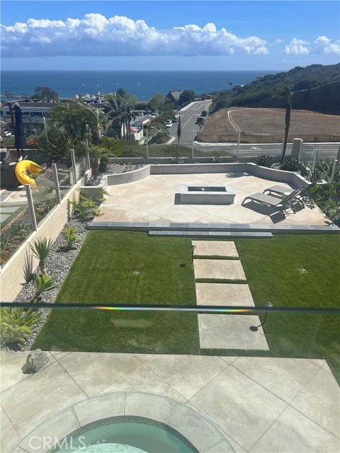87 Palm Beach Court, Dana Point CA: https://media.crmls.org/medias/e1b9d12f-0794-48fc-a93b-7c7679892d53.jpg