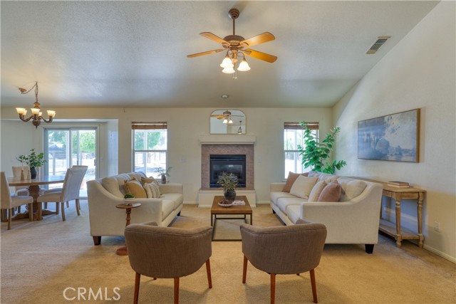 6150 Champagne Lane, Paso Robles CA: https://media.crmls.org/medias/e1b9f728-fddc-4961-811d-47a39ed09c0d.jpg