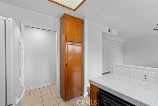 4512 Workman Mill Road, Whittier CA: https://media.crmls.org/medias/e1b9f982-2e76-44e4-b630-05a5218ea1bc.jpg