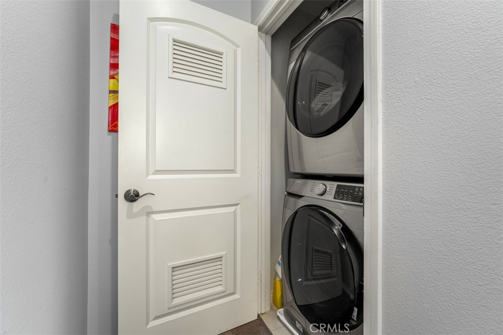 MLS #OC25135462 image #24
