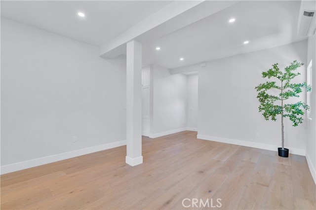 1022 Grant Street, Santa Monica CA: https://media.crmls.org/medias/e1bb4b1f-0dbc-4ff0-a088-c3679aca77e7.jpg