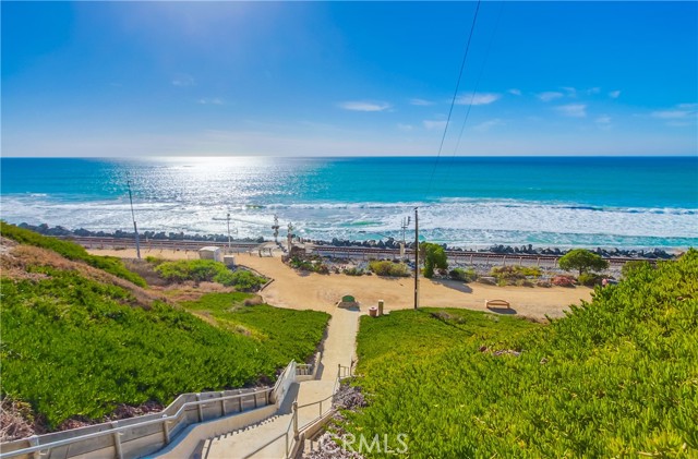 Detail Gallery Image 2 of 38 For 111 Dije Ct #C,  San Clemente,  CA 92672 - 1 Beds | 1 Baths