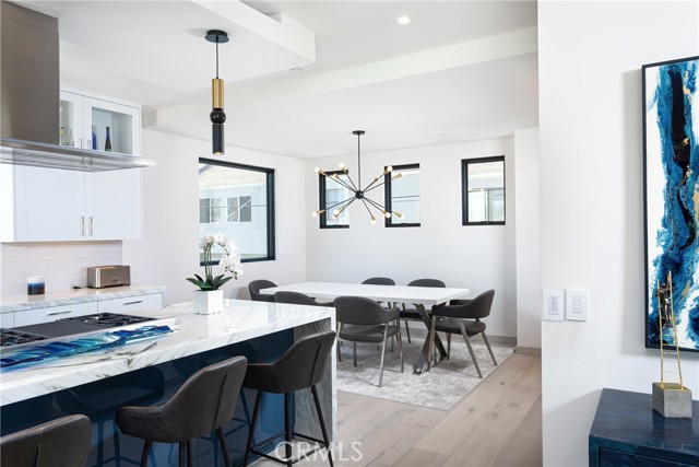 Detail Gallery Image 8 of 30 For 356 Dahlia Place, Corona Del Mar,  CA 92625 - 3 Beds | 3/2 Baths