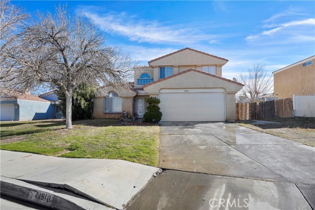 Detail Gallery Image 3 of 43 For 44910 12th St, Lancaster,  CA 93535 - 4 Beds | 3 Baths