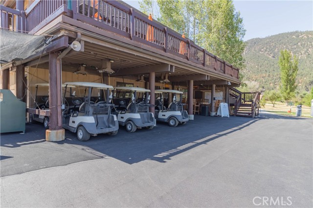 14704 Pinehurst Drive, Pine Mountain Club CA: https://media.crmls.org/medias/e1be5e67-f8a4-4c3f-8611-c7c7eeb9307e.jpg