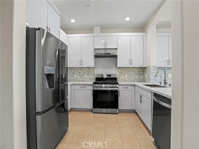 Detail Gallery Image 3 of 18 For 1598 Long Beach #405,  Long Beach,  CA 90813 - 1 Beds | 1 Baths