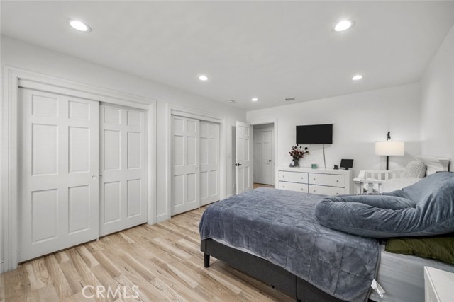 2556 W Avenue N 4, Palmdale CA: https://media.crmls.org/medias/e1bed8a7-965c-46fa-8333-f680d5b9d4f7.jpg