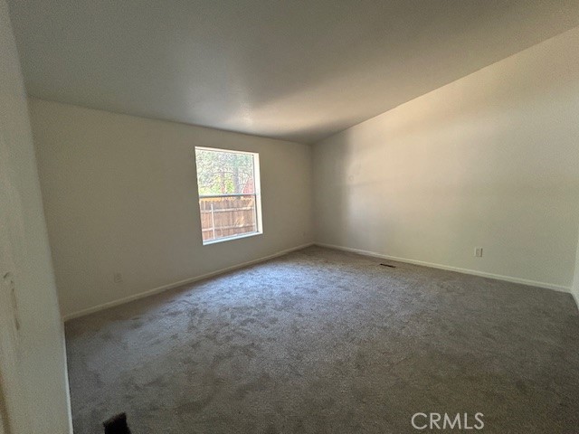 443 Holmes Lane, Sugarloaf CA: https://media.crmls.org/medias/e1bf338f-eb9c-4bc9-81da-7cccb2165786.jpg