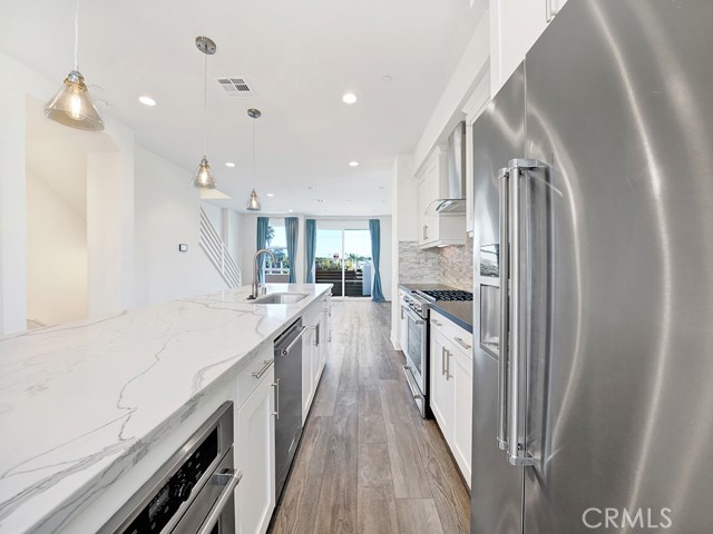 Detail Gallery Image 13 of 44 For 1658 Topanga, Costa Mesa,  CA 92627 - 3 Beds | 3/2 Baths