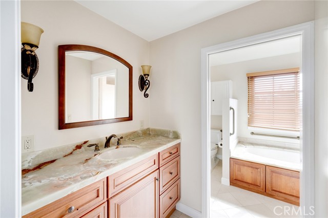 Detail Gallery Image 20 of 46 For 222 W Kenneth, Glendale,  CA 91202 - 4 Beds | 4 Baths