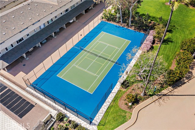 89 Blue Lagoon Villa, Laguna Beach CA: https://media.crmls.org/medias/e1c07d3c-160f-42a6-a530-4793710b5828.jpg
