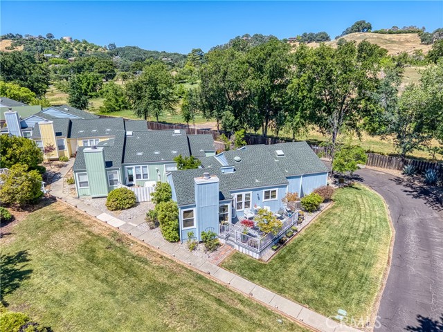 3498 Marina W Drive, Lakeport CA: https://media.crmls.org/medias/e1c0a290-5946-4893-a0e0-ae1e6972a3db.jpg