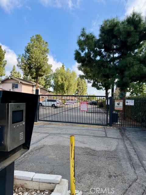 Image 17 of 18 For 4823 Jackson Street A